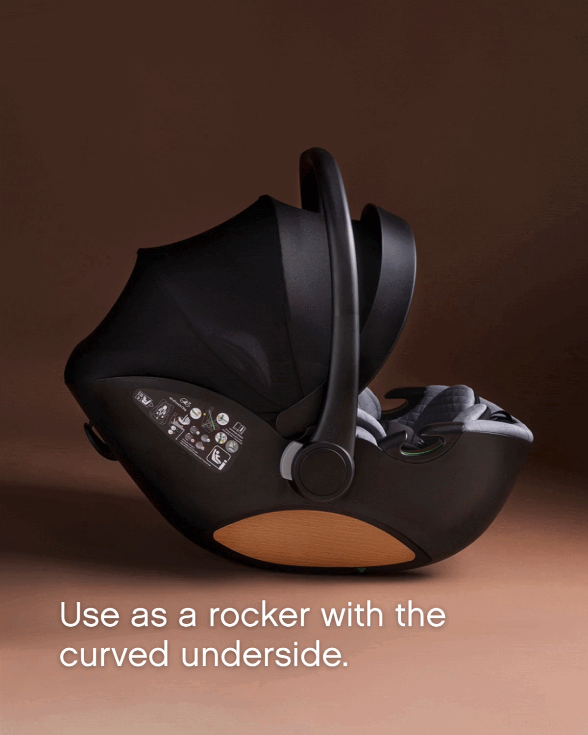 mountain-buggy-nest-carseat-detail-rocker.gif