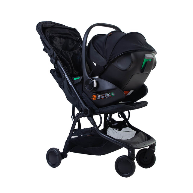 protect™ i-Size infant car seat