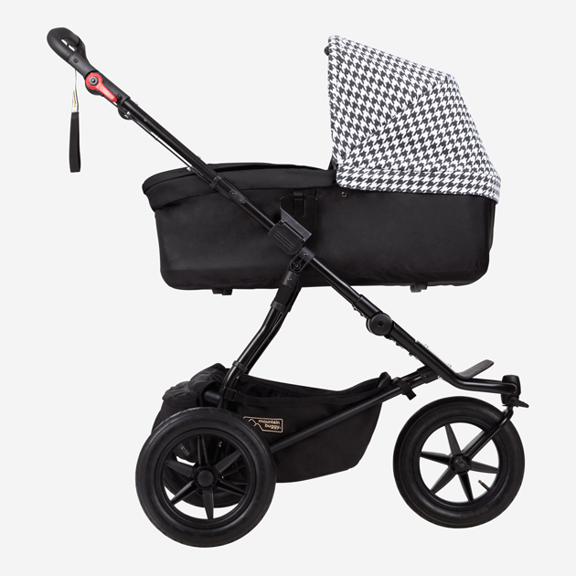 Mountain Buggy carrycot plus on urban jungle luxury gif image showing all 3 riding modes in colour pepita_pepita