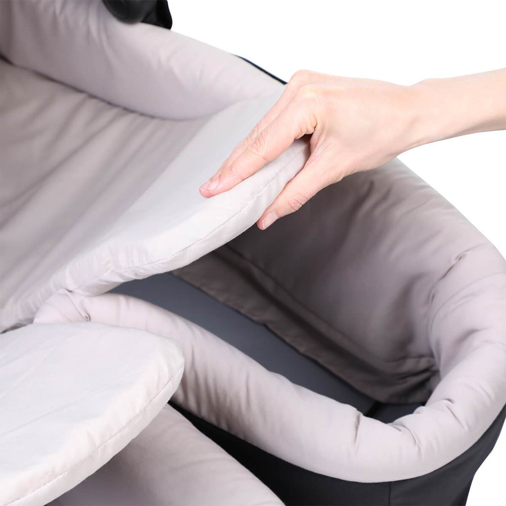 Mountain buggy hot sale carrycot mattress