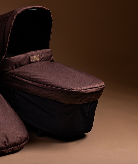 NEW carrycot plus v4 heritage collection colour mustang - Convert your buggy into a bassinet style pram - click in, and rest on the go!