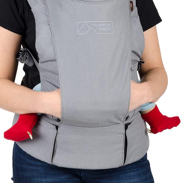 mountain buggy juno baby carrier in charcoal grey colour keeps your hands warm_charcoal