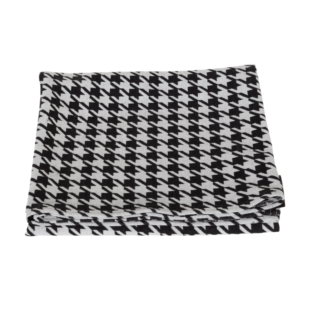 Mountain Buggy blanket folded in colour pepita_pepita